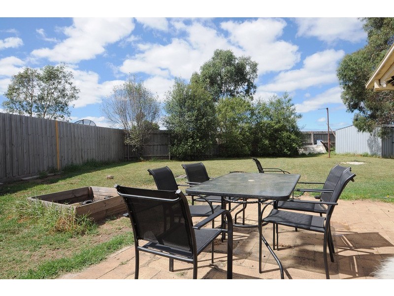 12 Strathearn Court, Carrum Downs VIC 3201