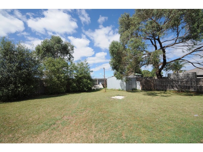 12 Strathearn Court, Carrum Downs VIC 3201