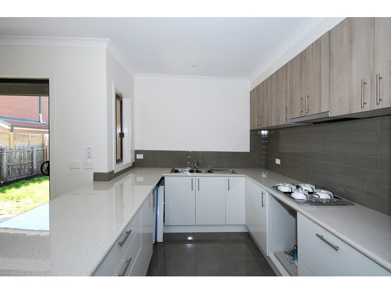 97 Oberon Drive, Carrum Downs VIC 3201