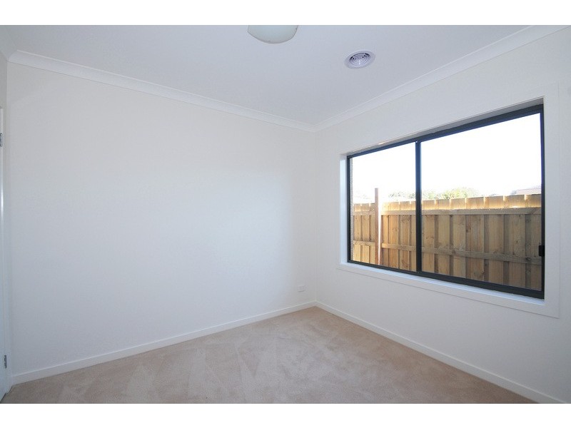 97 Oberon Drive, Carrum Downs VIC 3201