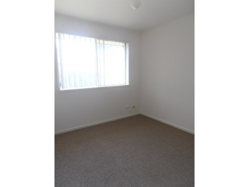 4 Elpara Place, Skye VIC 3977