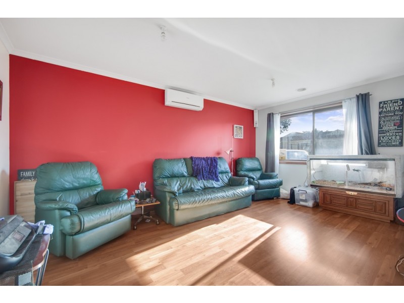 14 James McFarlane Wynd, Skye VIC 3977