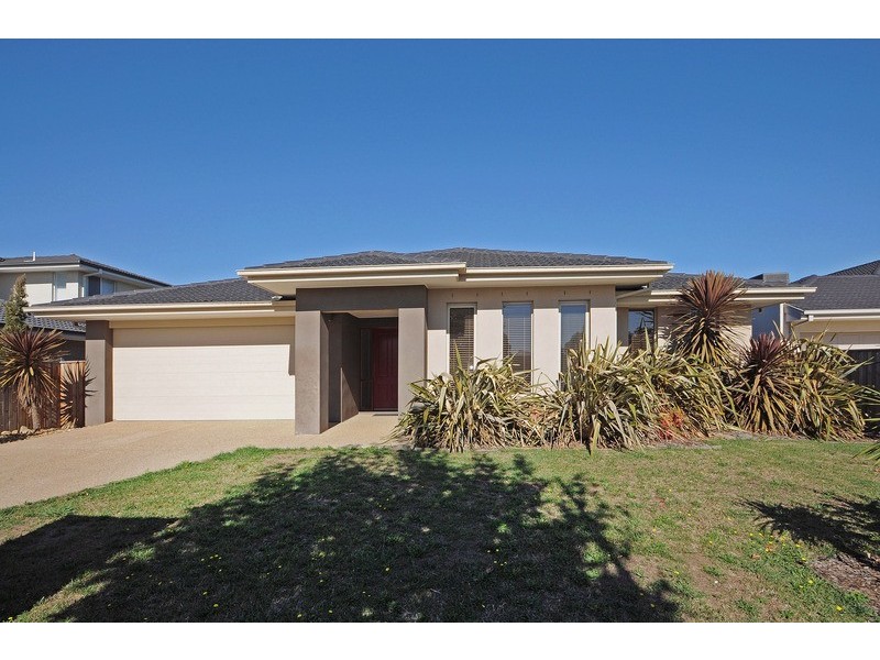 76 Sandhurst Boulevard, Sandhurst VIC 3977