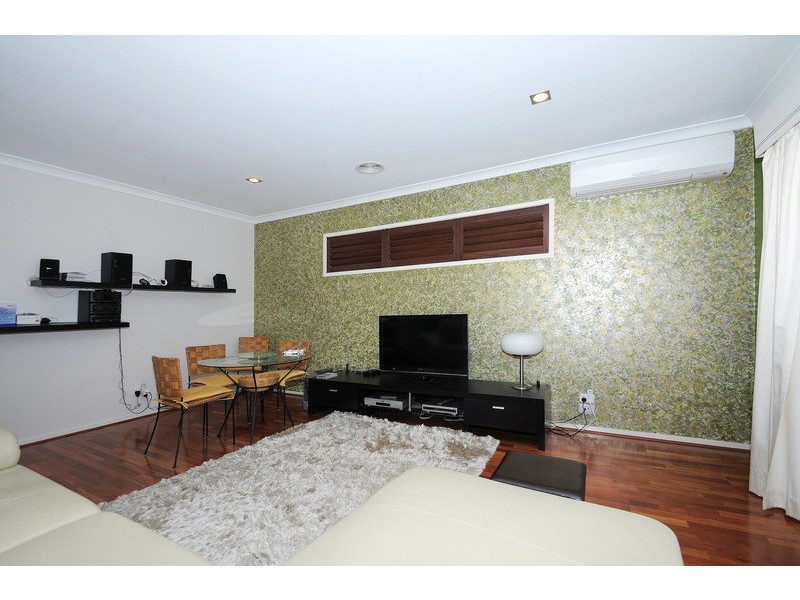 4 Blue Peppermint Court, Lyndhurst VIC 3975