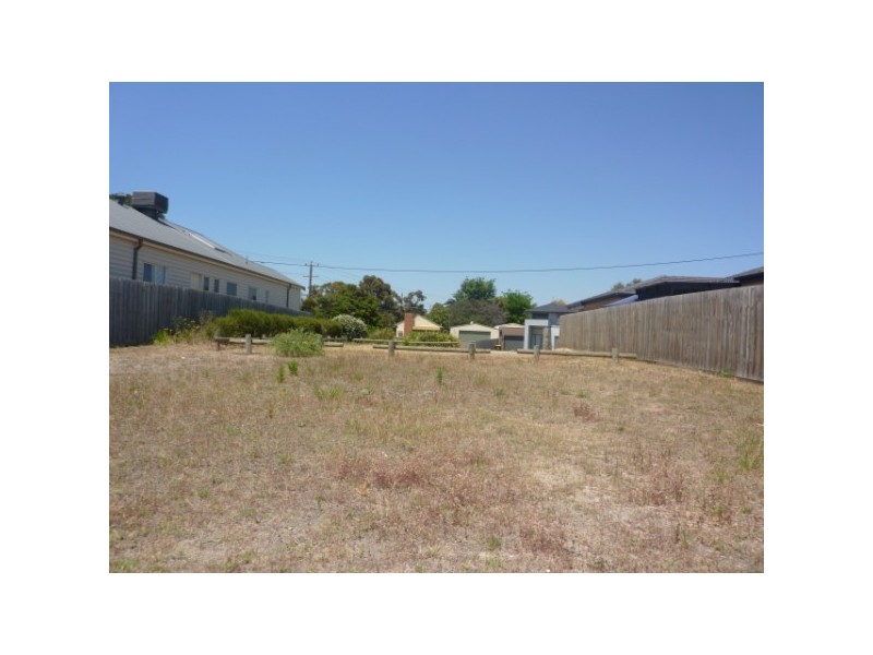 6 Bawden Street, Carrum Downs VIC 3201