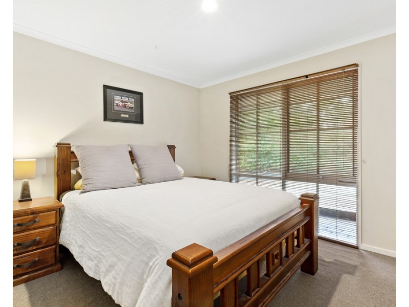 11 Regal Court, Carrum Downs VIC 3201