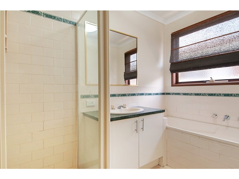 4 Cassowary Close, Carrum Downs VIC 3201