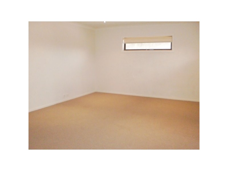 2 Springhill Road, Langwarrin VIC 3910