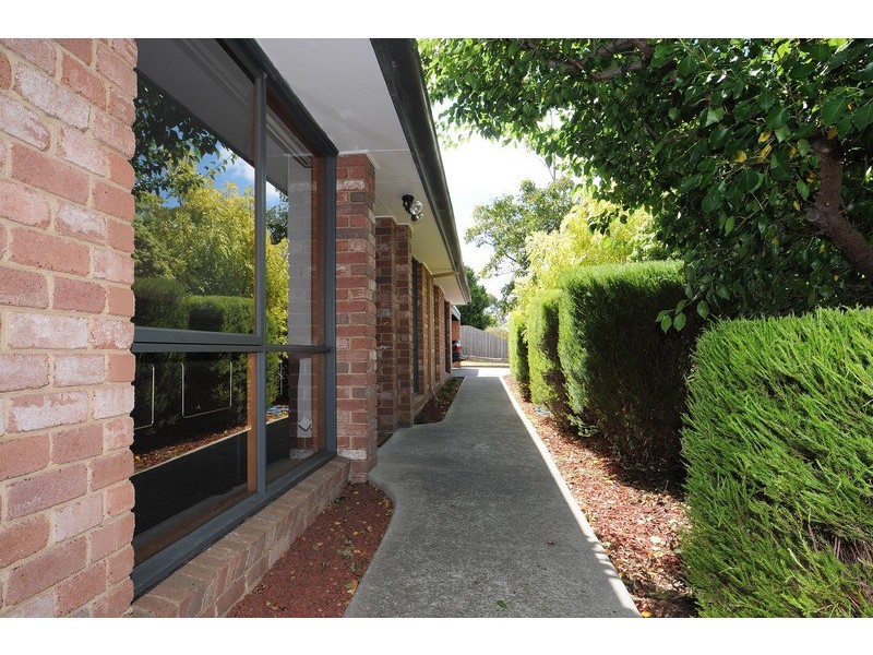 6 Paras Drive, Carrum Downs VIC 3201