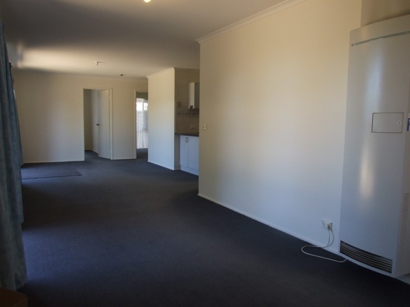 154 Hall Road, Carrum Downs VIC 3201