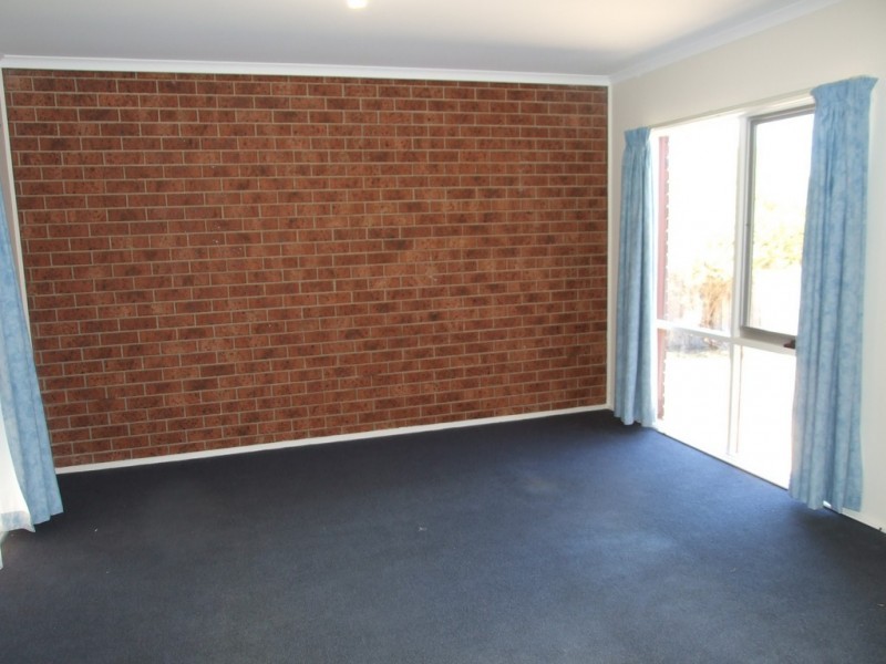 154 Hall Road, Carrum Downs VIC 3201