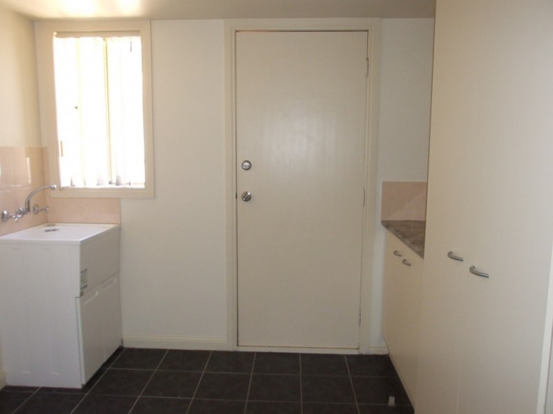 9 Edinburgh Drive, Skye VIC 3977