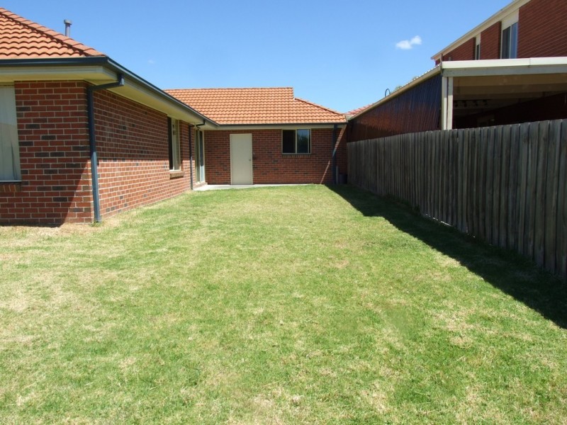 9 Edinburgh Drive, Skye VIC 3977