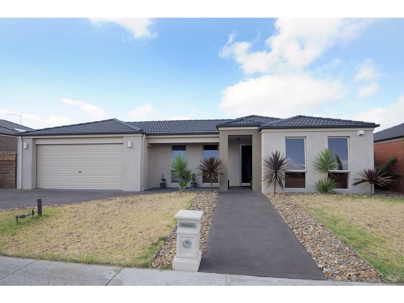 44 Spencer Drive, Carrum Downs VIC 3201