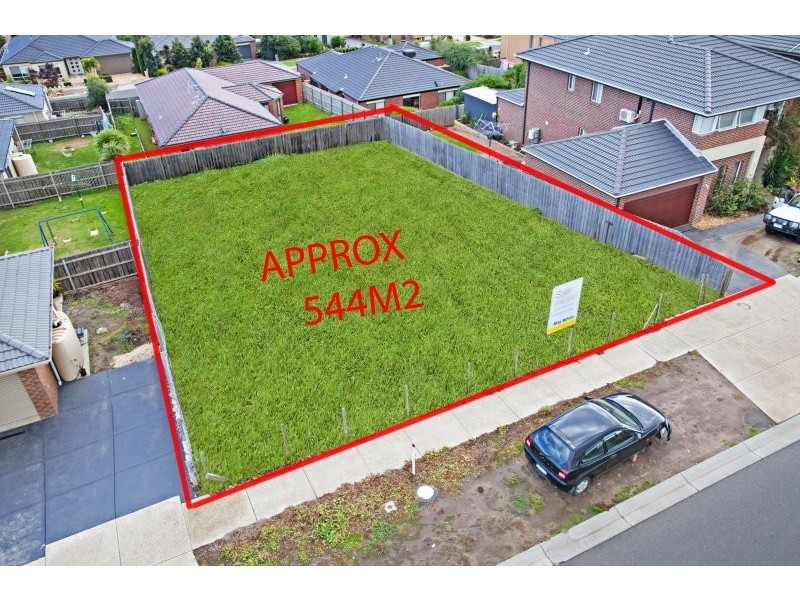 26 Golden Way, Skye VIC 3977