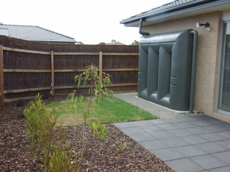 2 Flora Lane, Carrum Downs VIC 3201