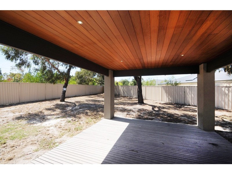1 Spring Hill Road, Langwarrin VIC 3910