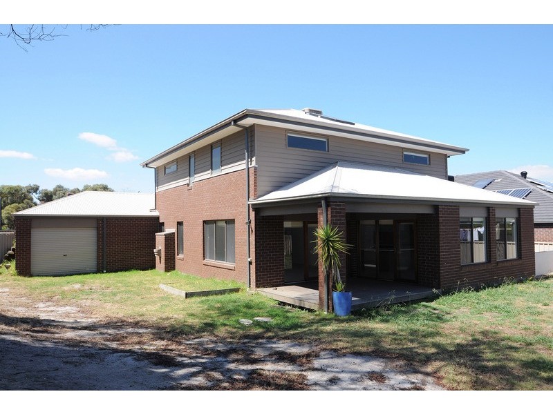 2 Springhill Road, Langwarrin VIC 3910
