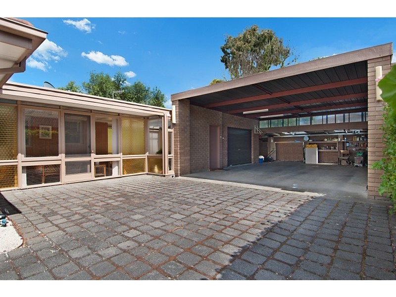 17 Lyrebird Drive, Carrum Downs VIC 3201