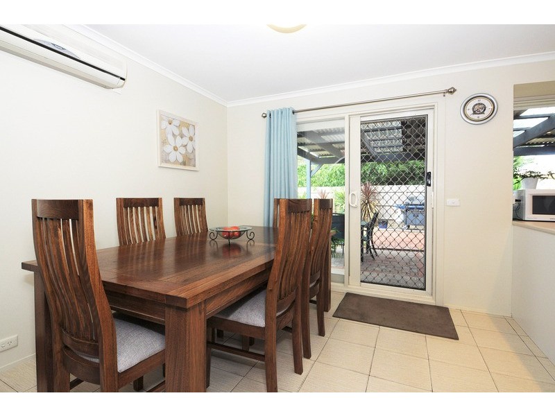 2 Currawong Drive, Carrum Downs VIC 3201