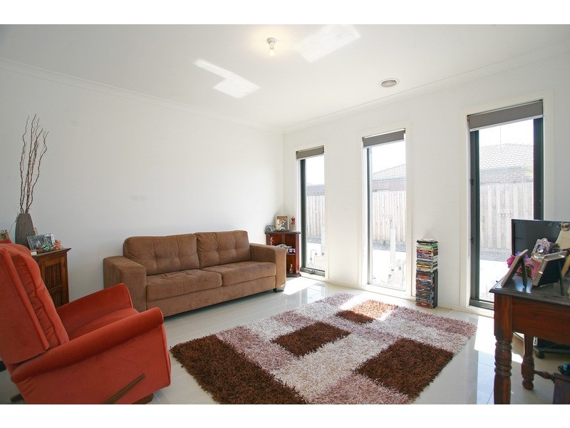 3/27 Jacaranda Drive, Carrum Downs VIC 3201