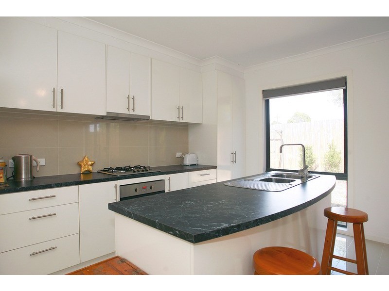 3/27 Jacaranda Drive, Carrum Downs VIC 3201