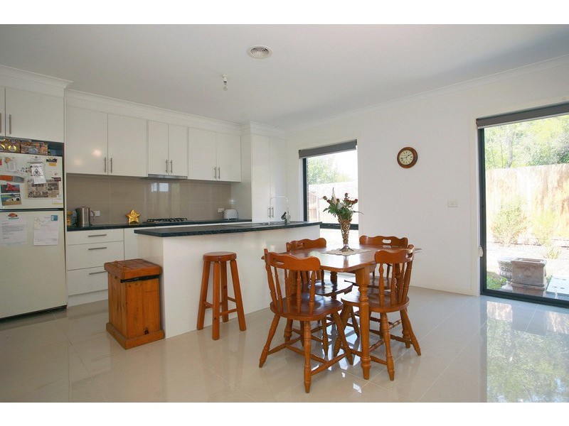 3/27 Jacaranda Drive, Carrum Downs VIC 3201