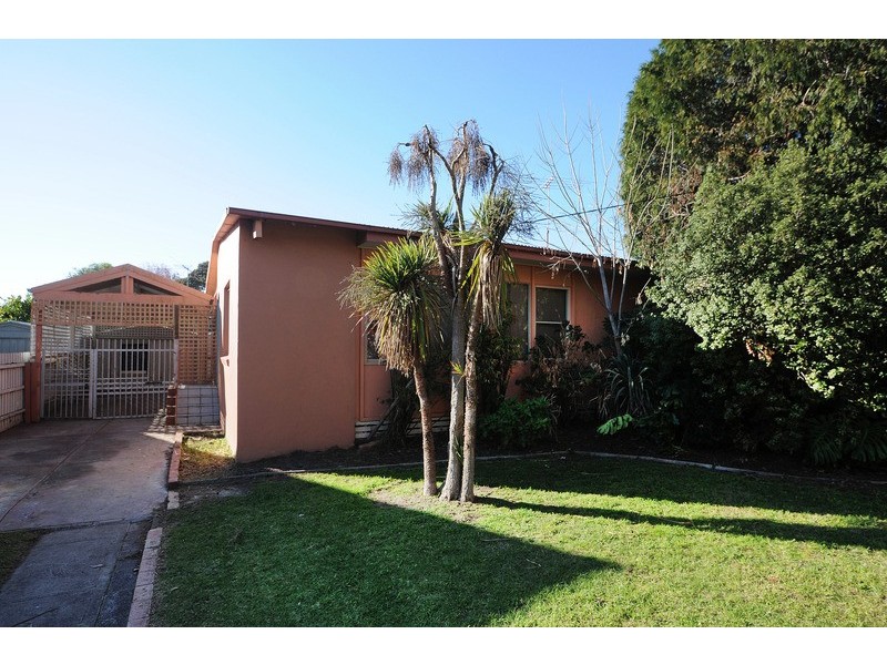 15 Coolgardie Street, Frankston North VIC 3200