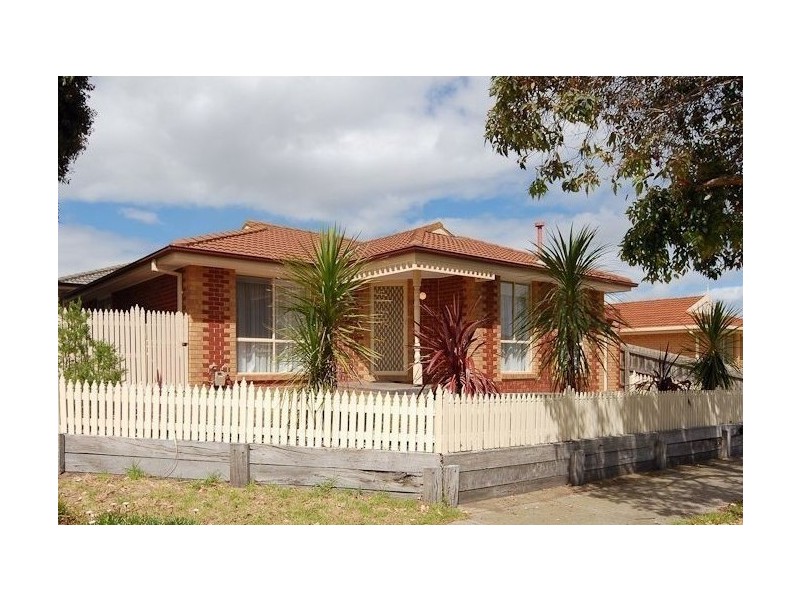 2/1 Sims Court, Carrum Downs VIC 3201