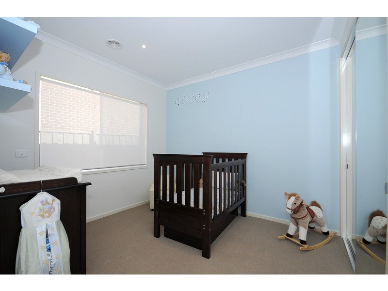 17 Rhone Grove, Skye VIC 3977