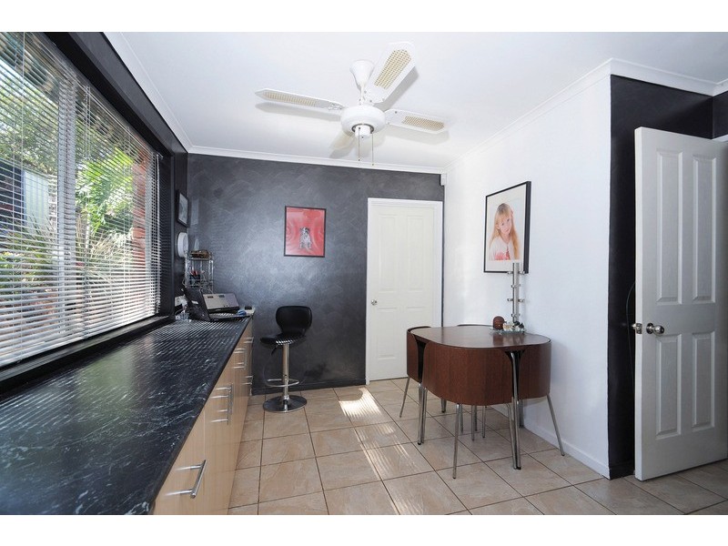 27 Lipton Drive, Frankston VIC 3199