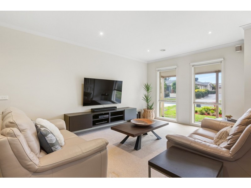 15/75 Clifton Park Drive, Carrum Downs VIC 3201