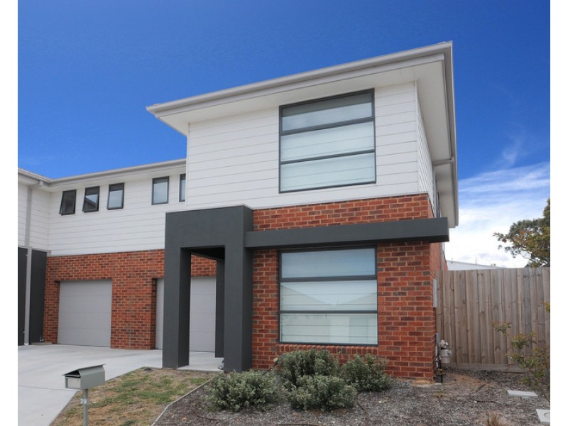 29/11 Brunnings Road, Carrum Downs VIC 3201