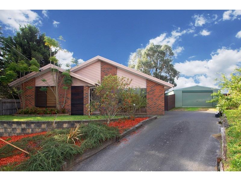 12 Kyrie Court, Carrum Downs VIC 3201