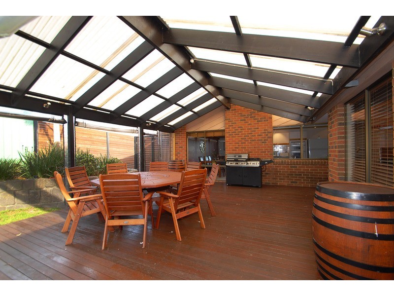 12 Kyrie Court, Carrum Downs VIC 3201