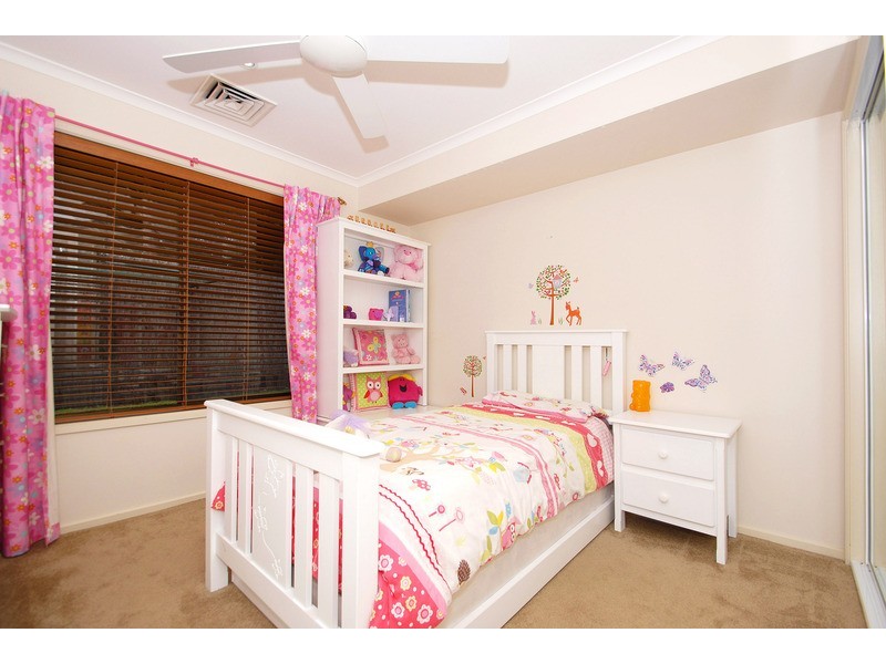 12 Kyrie Court, Carrum Downs VIC 3201