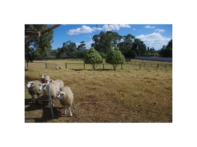 710 Cranbourne Frankston Road, Cranbourne South VIC 3977