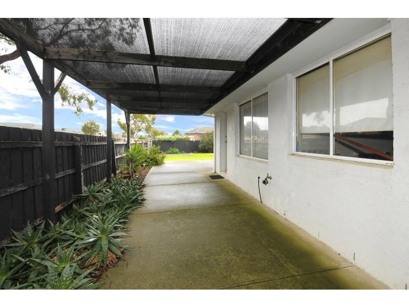 11 Orama Avenue, Carrum Downs VIC 3201