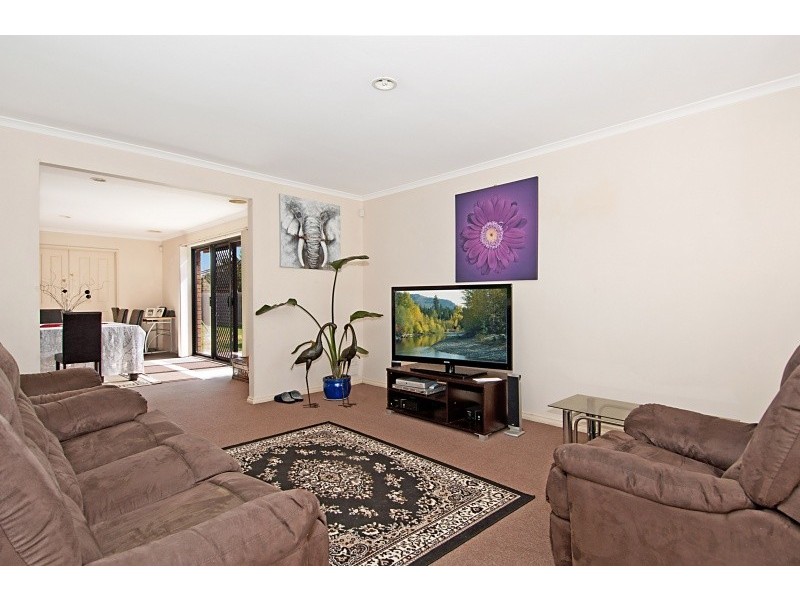 27 Lansell Court, Carrum Downs VIC 3201