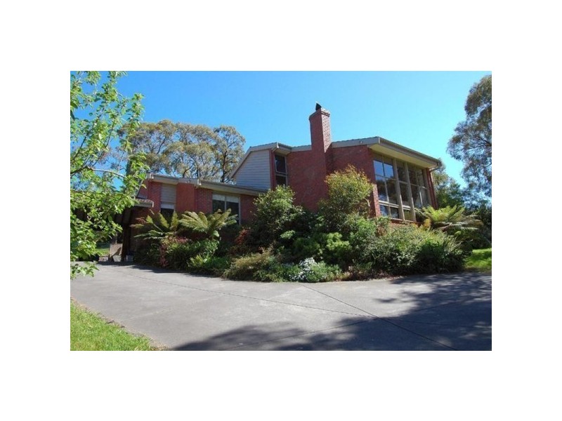 24 Two Bays Road, Mount Eliza VIC 3930