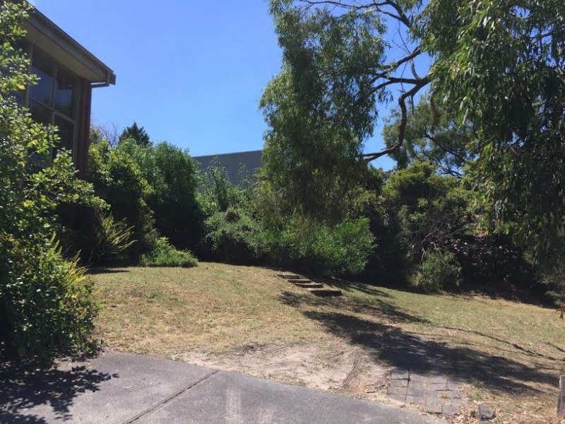 24 Two Bays Road, Mount Eliza VIC 3930