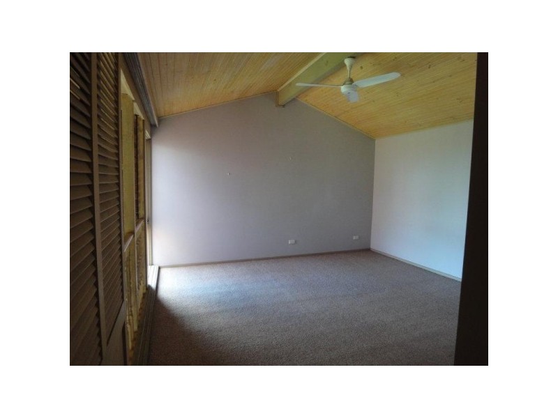 24 Two Bays Road, Mount Eliza VIC 3930