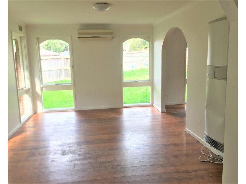 18 Moorhen Crescent, Carrum Downs VIC 3201