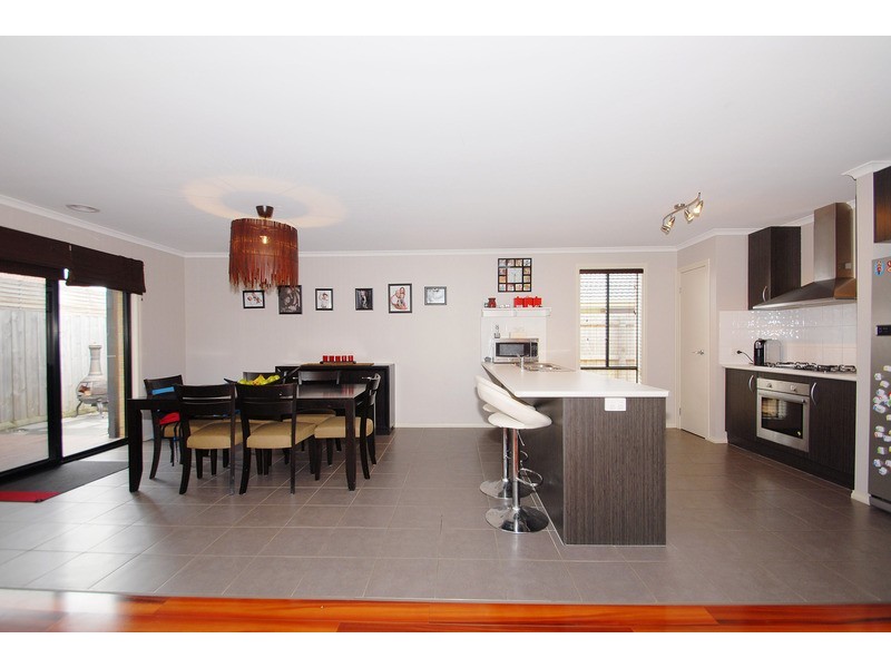 6 Lily Way, Skye VIC 3977