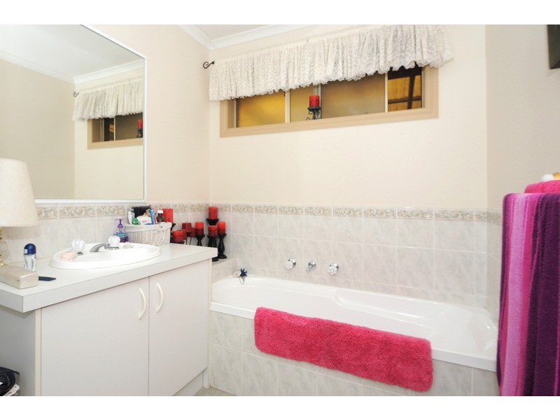 1 Elstar Drive, Carrum Downs VIC 3201