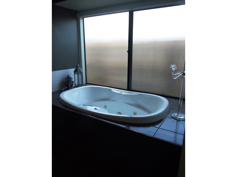 53 Manchester Drive, Skye VIC 3977