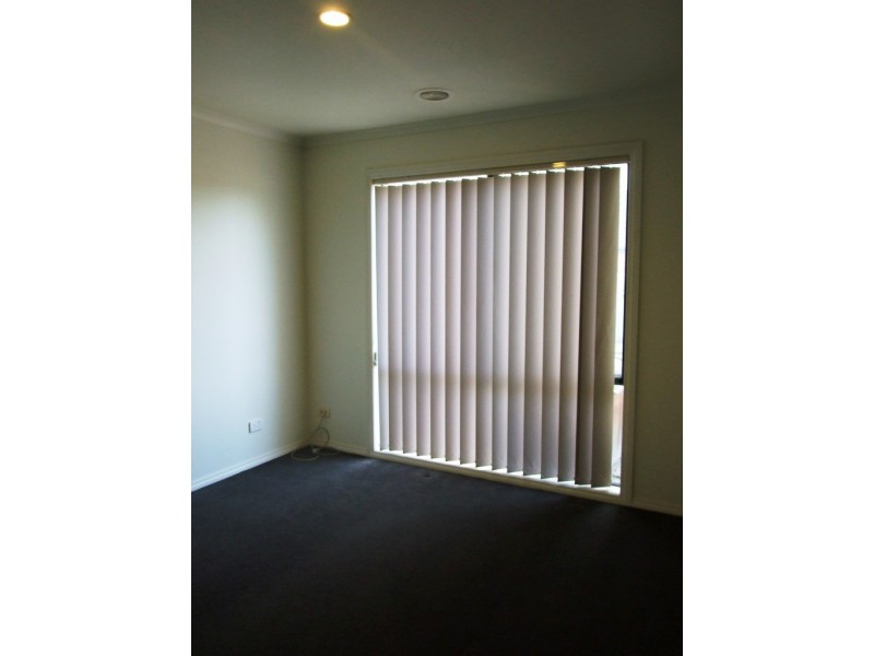 53 Manchester Drive, Skye VIC 3977