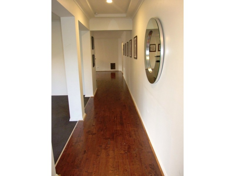 53 Manchester Drive, Skye VIC 3977