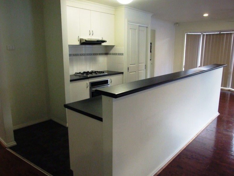 53 Manchester Drive, Skye VIC 3977