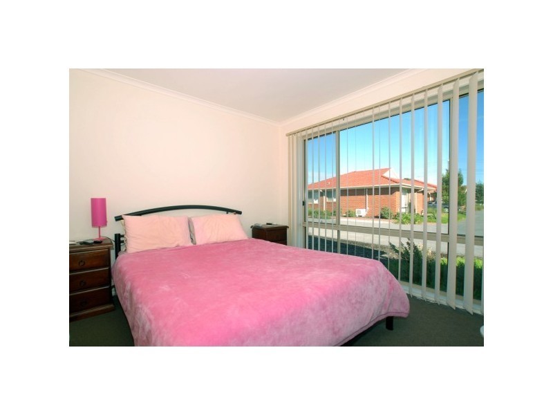 11/11 Coco Parade, Skye VIC 3977